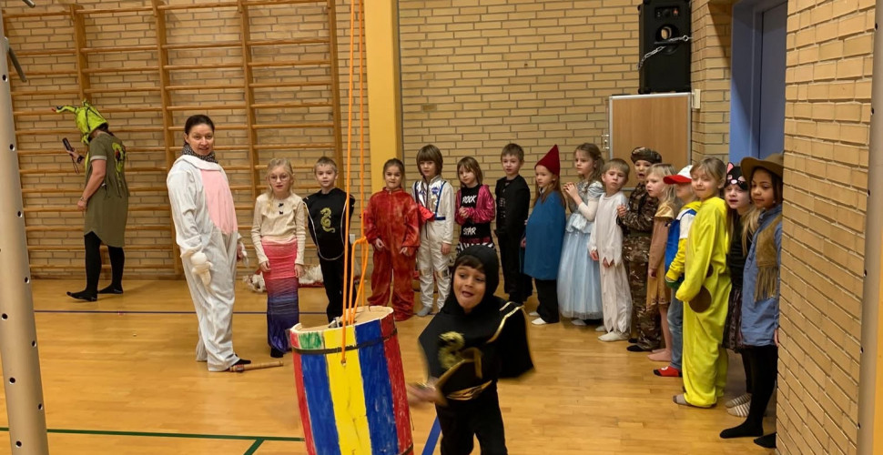 Fastelavnsfest i indskolingen