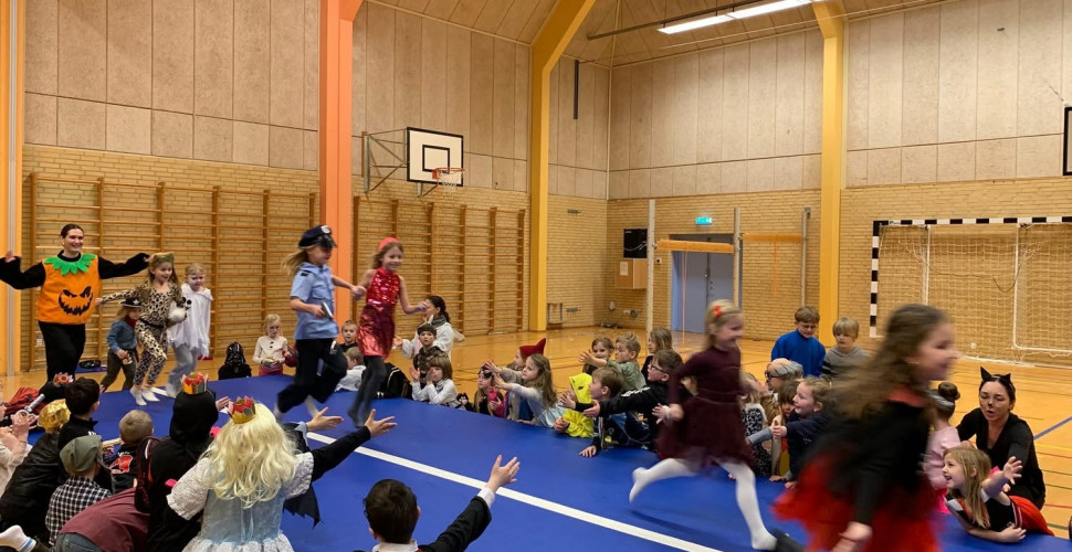 Fastelavnsfest i indskolingen